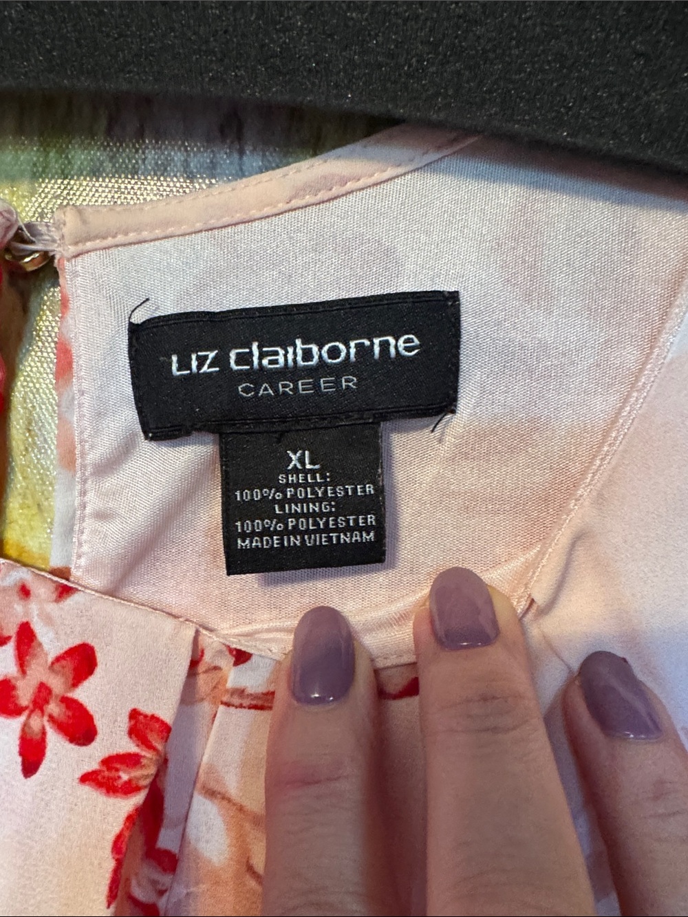 Liz Claiborne White and Pink Floral Pleated Sleeveless Top xl - Picture 2 of 5